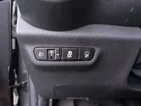 Kia Picanto (2021) thumbnail 6