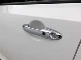 Kia Picanto (2024) thumbnail 25