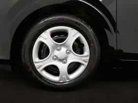Kia Picanto (2025) thumbnail 23