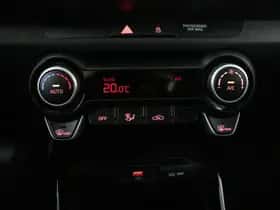 Kia Stonic (2025) thumbnail 11