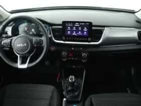 Kia Stonic (2025) thumbnail 5