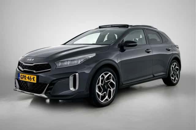 Kia XCeed (2024) thumbnail 1