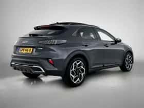 Kia XCeed (2024) thumbnail 3