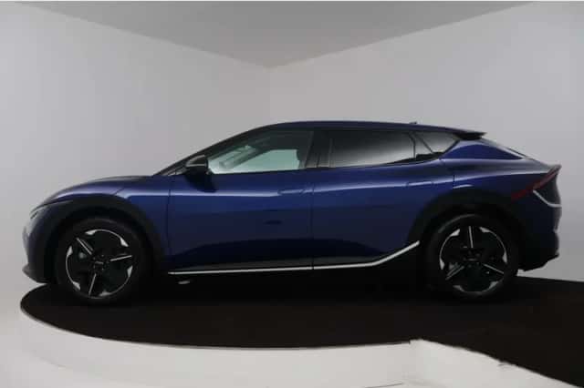 Kia EV6 (2025) thumbnail 3
