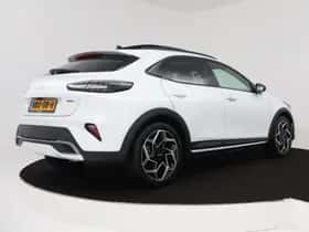 Kia XCeed (2025) thumbnail 2