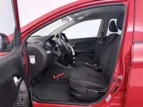 Kia Picanto (2015) thumbnail 6