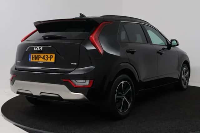 Kia Niro (2025) thumbnail 3