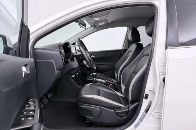 Kia Picanto (2019) thumbnail 4