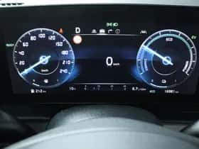 Kia Sportage (2022) thumbnail 8