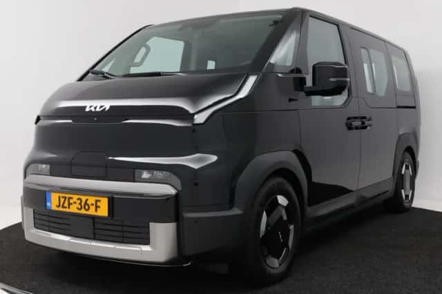 Kia PV5 (2026) thumbnail 1