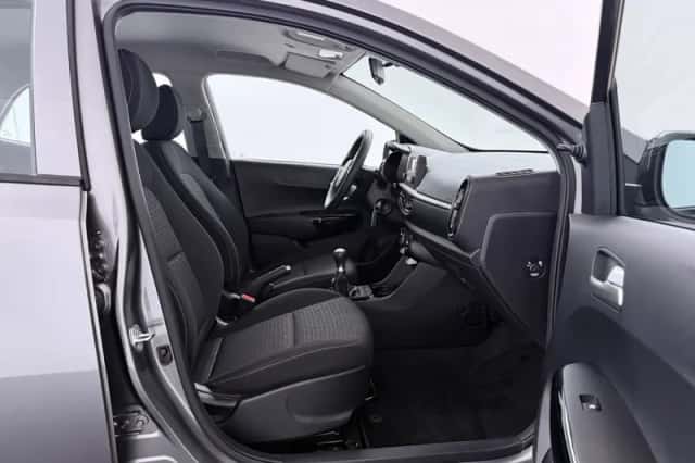 Kia Picanto (2023) thumbnail 6