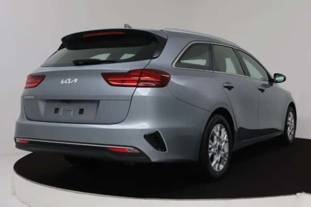 Kia Ceed_Sportswagon (2025) thumbnail 2