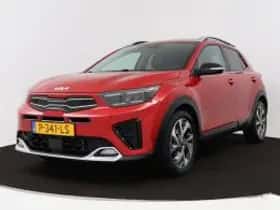 Kia Stonic (2022) thumbnail 2