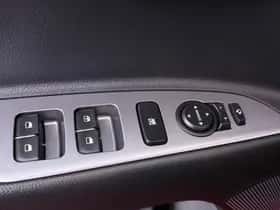 Kia Stonic (2022) thumbnail 4