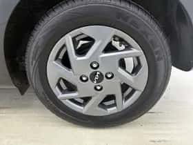 Kia Picanto (2024) thumbnail 22