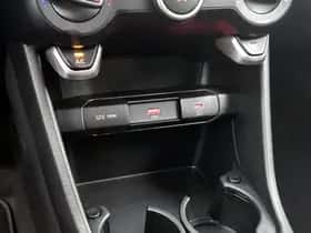 Kia Picanto (2024) thumbnail 23