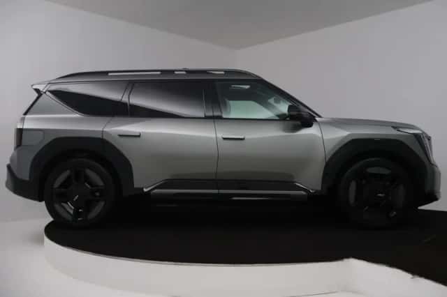 Kia EV9 (2026) thumbnail 3