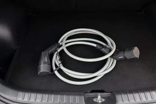 Kia Niro EV (2024) thumbnail 6