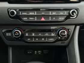 Kia Niro (2018) thumbnail 20