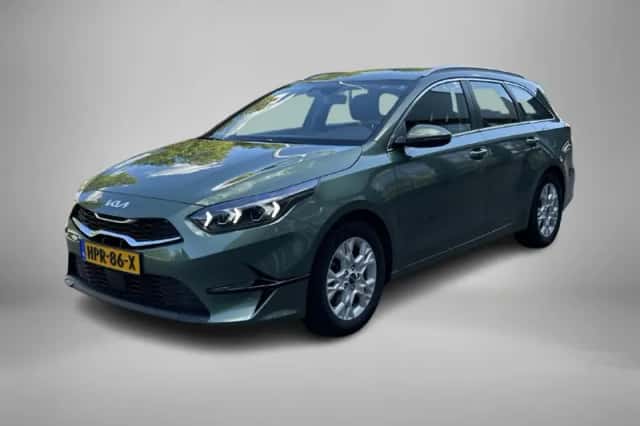 Kia Ceed_Sportswagon (2025) thumbnail 1