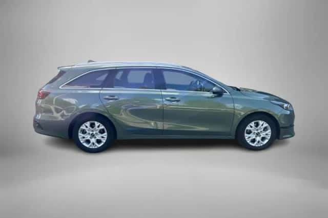 Kia Ceed_Sportswagon (2025) thumbnail 3