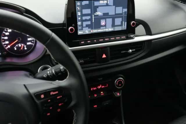 Kia Picanto (2024) thumbnail 6