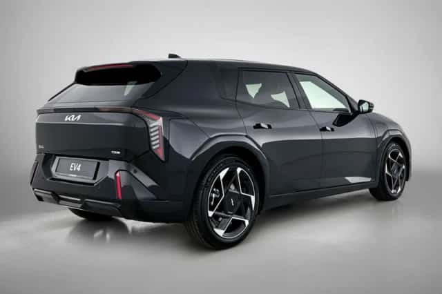 Kia EV4 (2026) thumbnail 5