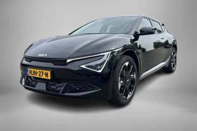 Kia EV6 (2025) thumbnail 1