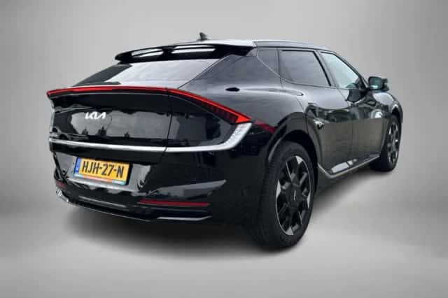 Kia EV6 (2025) thumbnail 2