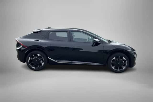 Kia EV6 (2025) thumbnail 3