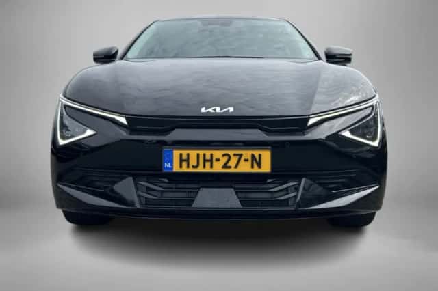 Kia EV6 (2025) thumbnail 5
