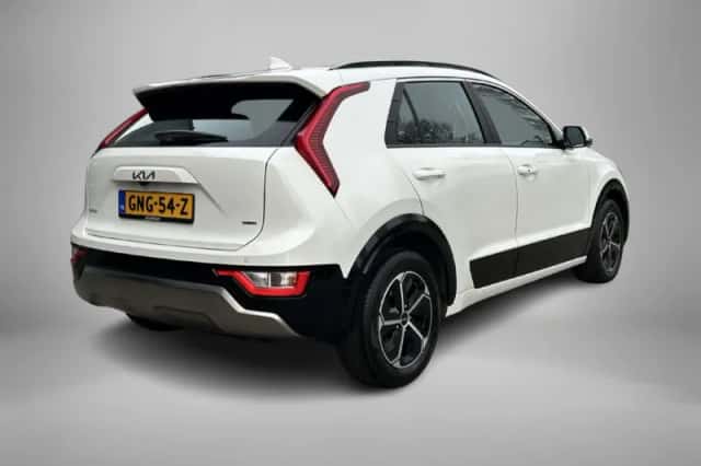 Kia Niro (2024) thumbnail 2