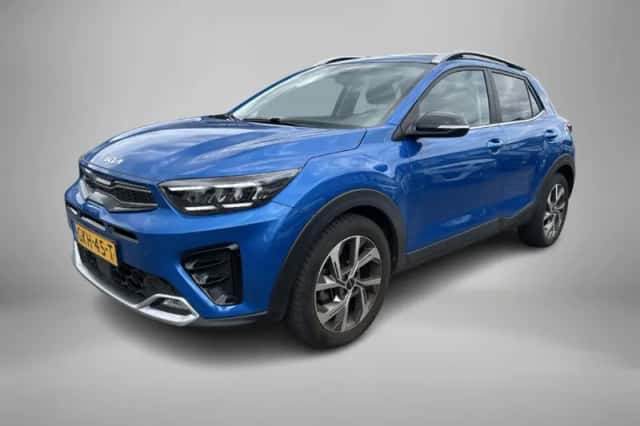 Kia Stonic (2024) thumbnail 1