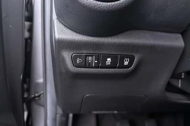 Kia Picanto (2021) thumbnail 5