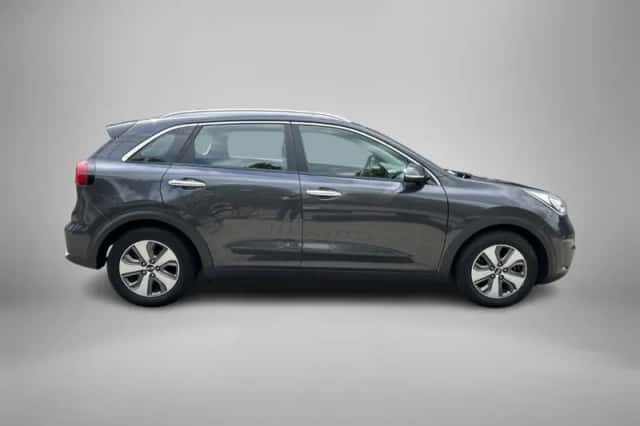 Kia Niro (2018) thumbnail 3