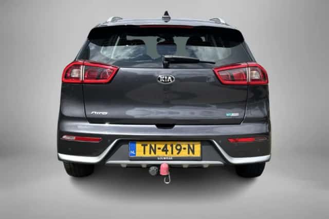 Kia Niro (2018) thumbnail 6