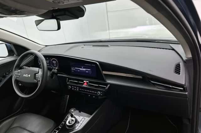 Kia Niro (2022) thumbnail 6