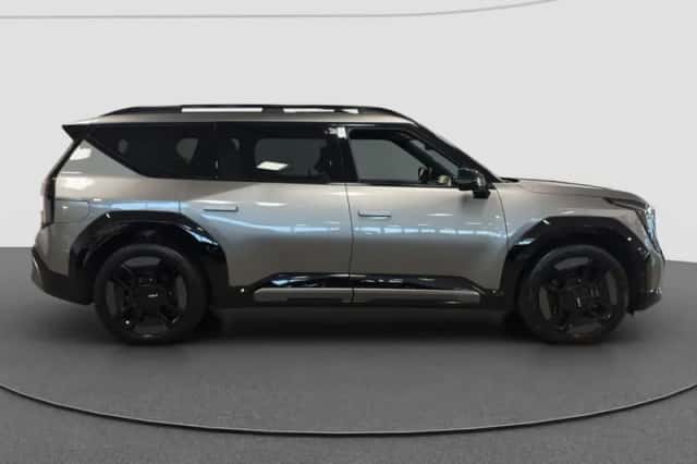 Kia EV9 (2026) thumbnail 4