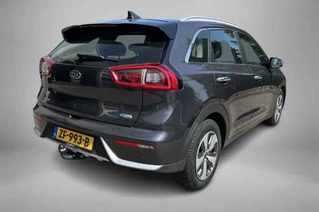 Kia Niro (2019) thumbnail 2