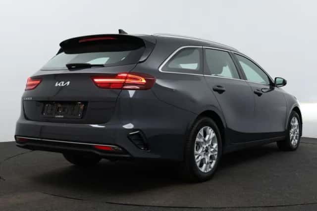 Kia Ceed_Sportswagon (2024) thumbnail 2
