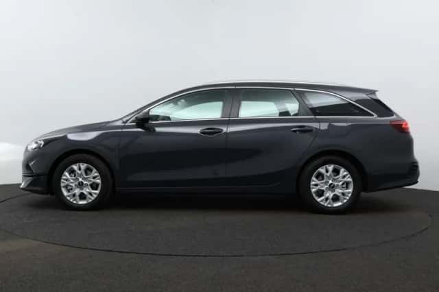 Kia Ceed_Sportswagon (2024) thumbnail 3