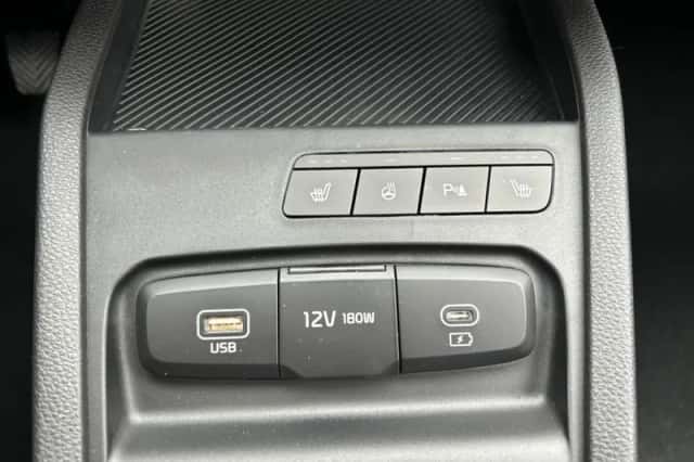 Kia Stonic (2026) thumbnail 4