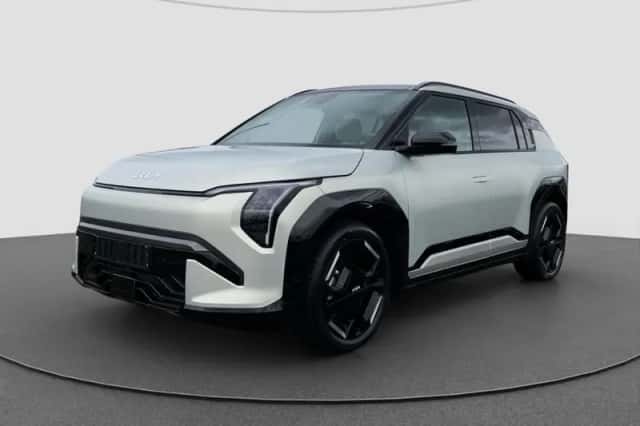Kia EV3 (2025) thumbnail 1
