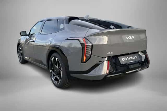 Kia EV4 (2026) thumbnail 3