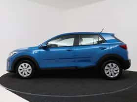Kia Stonic (2022) thumbnail 3