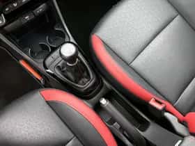 Kia Picanto (2024) thumbnail 13