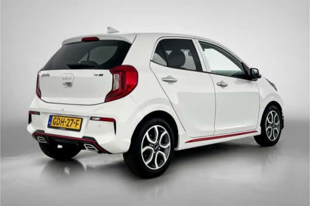 Kia Picanto (2024) thumbnail 3