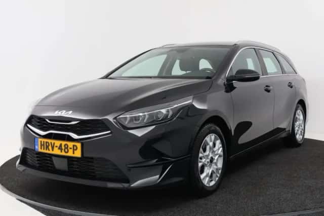 Kia Ceed_Sportswagon (2025) thumbnail 1