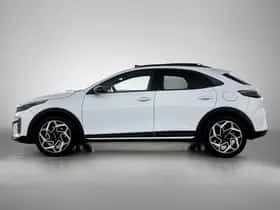 Kia XCeed (2024) thumbnail 3