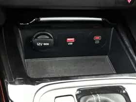 Kia XCeed (2024) thumbnail 23